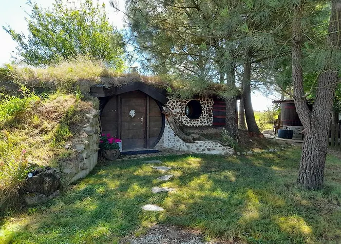 Les Cabanes De Trencalli *